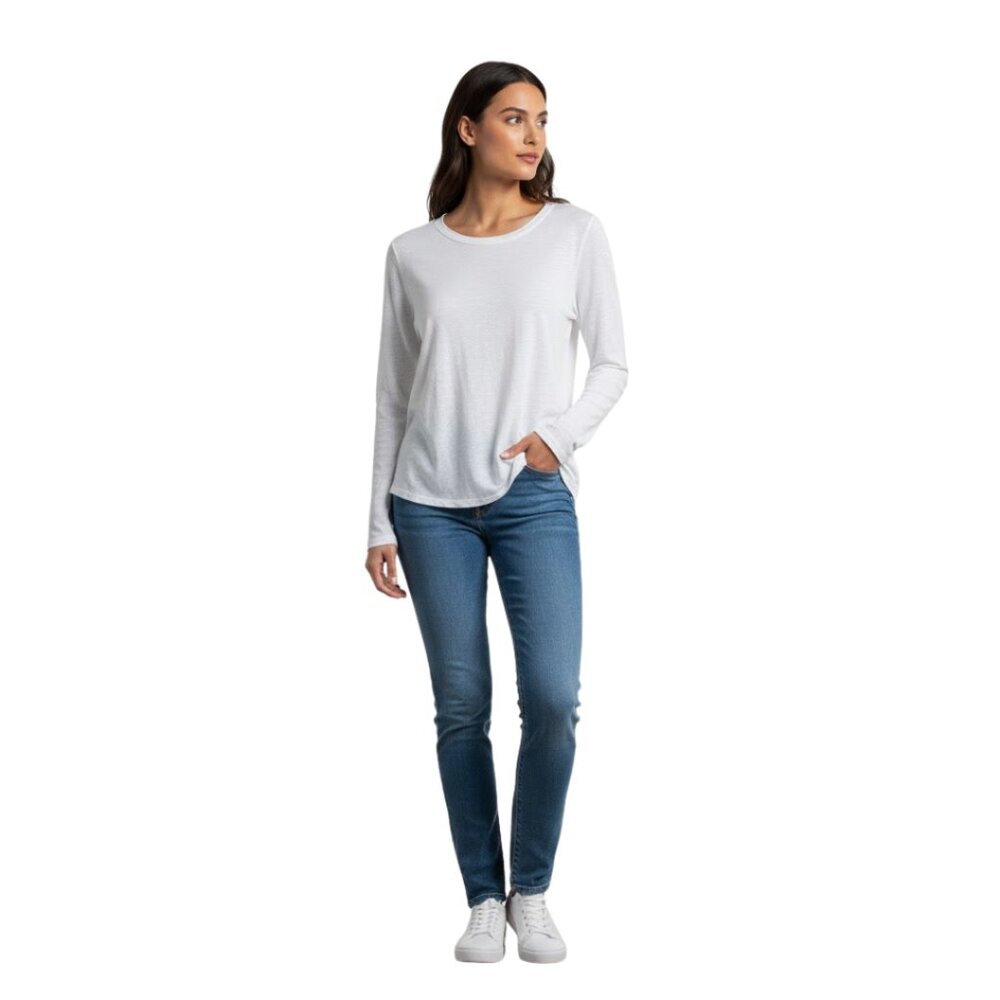 NWT t.la Women’s Long Sleeve Slub Tee White‎ Lightweight Minimalist – Size L